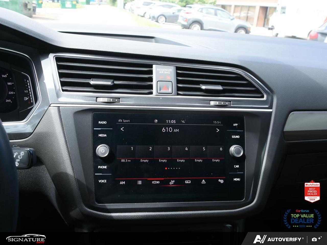 2023 Volkswagen Tiguan Comfortline R Line Black No Accident Photo