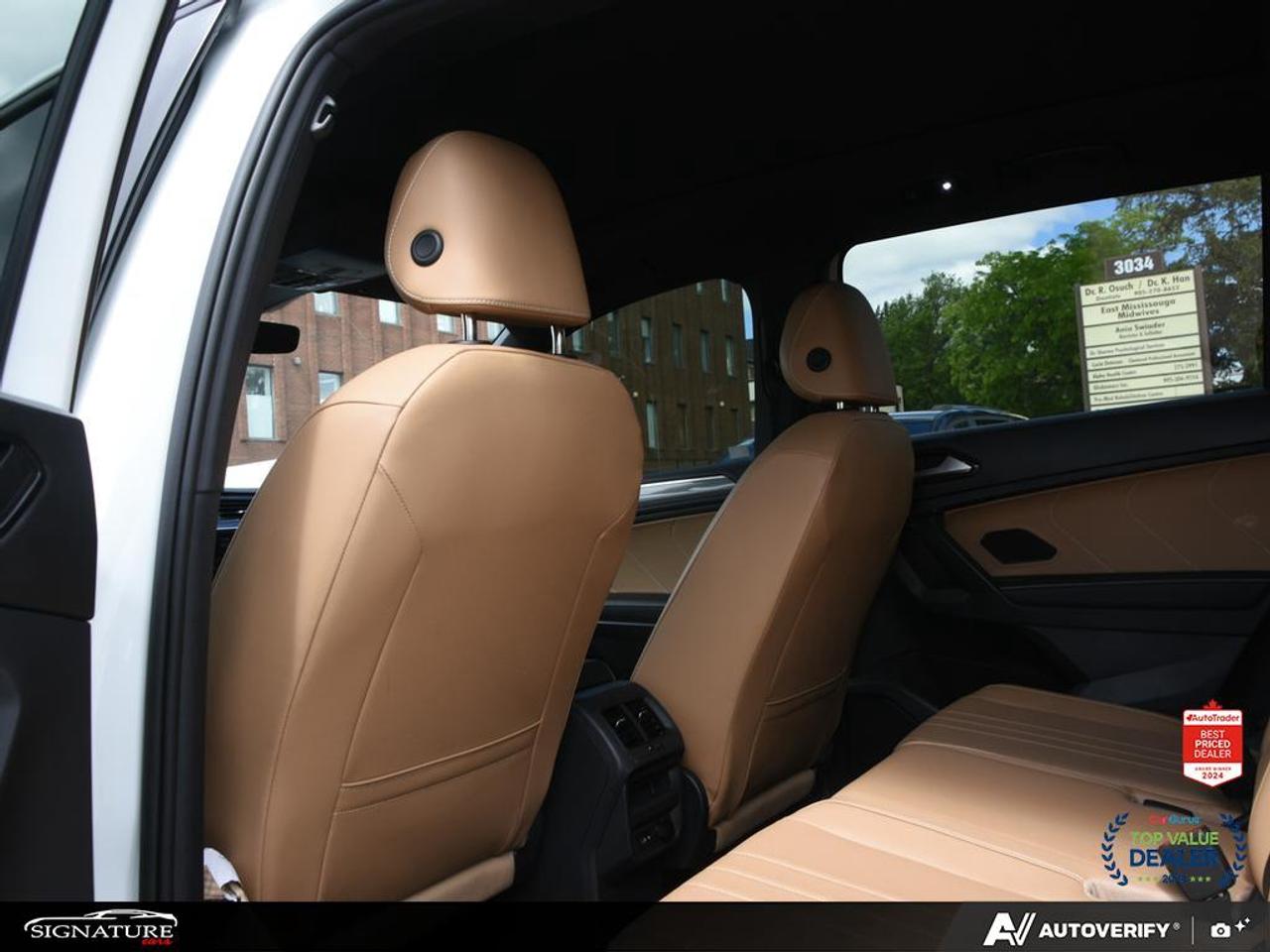 2023 Volkswagen Tiguan Comfortline R Line Black No Accident Photo
