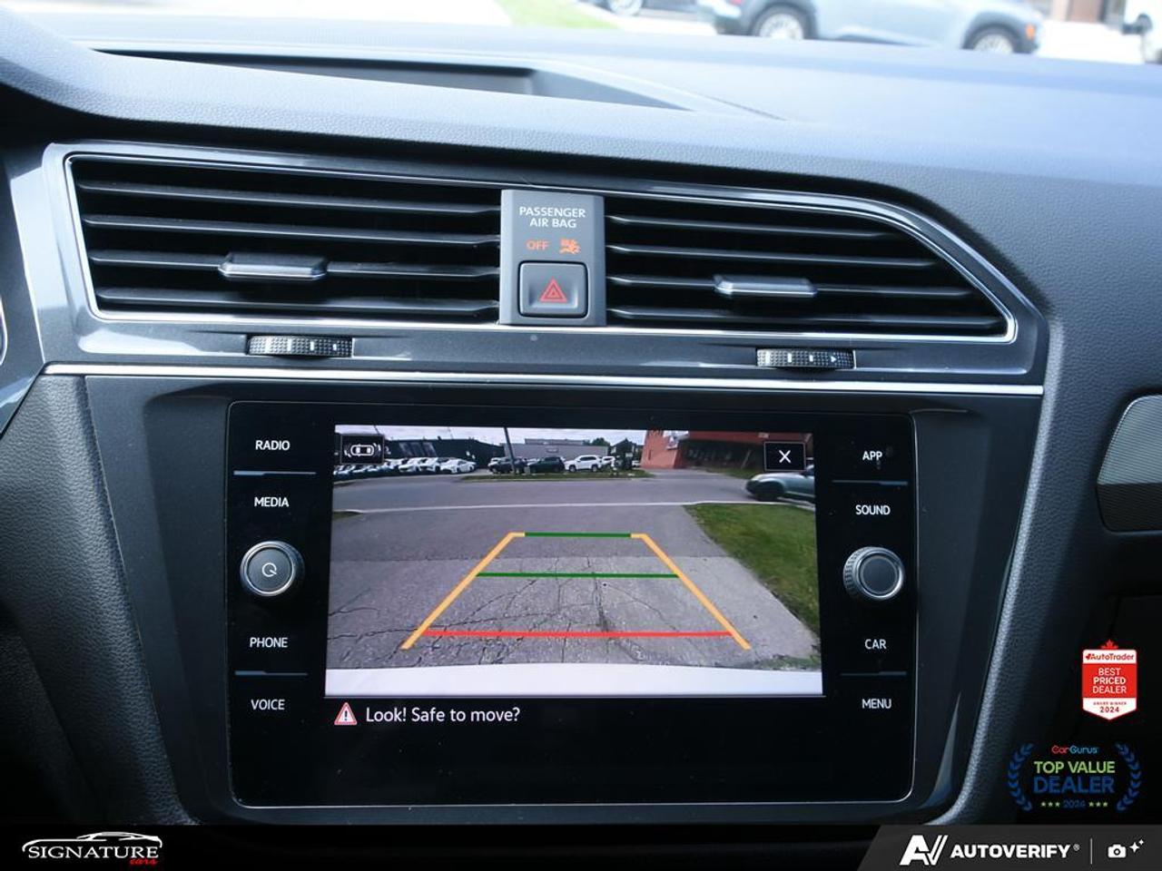 2023 Volkswagen Tiguan Comfortline R Line Black No Accident Photo