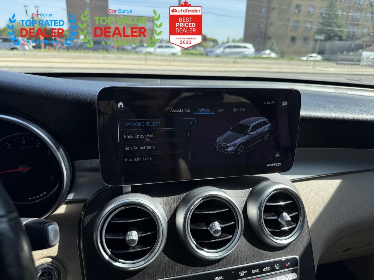 2021 Mercedes-Benz GLC-Class PREMIUM PKG | 360 CAMERA | AMBIENT LIGHTING | Photo
