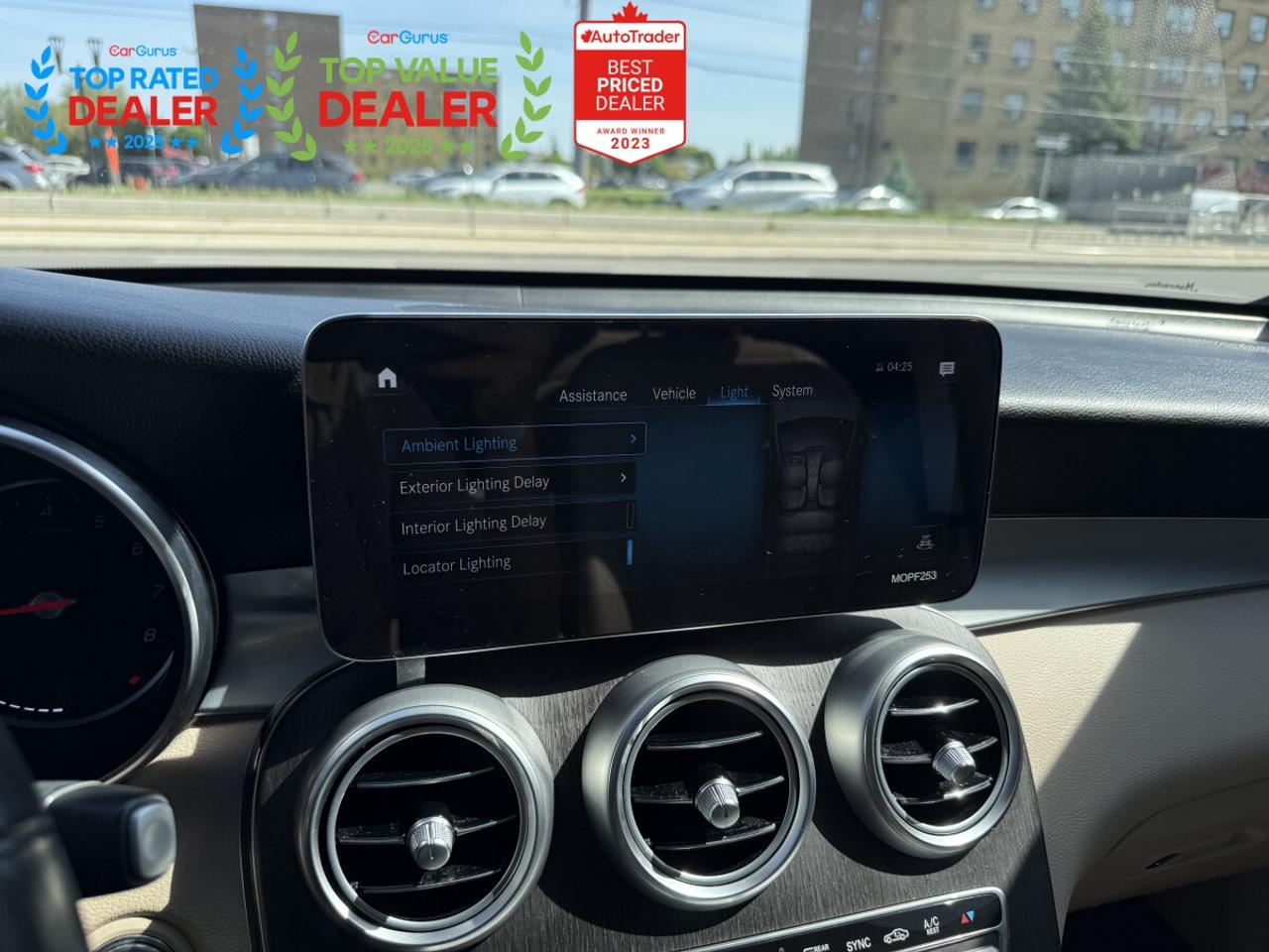 2021 Mercedes-Benz GLC-Class PREMIUM PKG | 360 CAMERA | AMBIENT LIGHTING | Photo