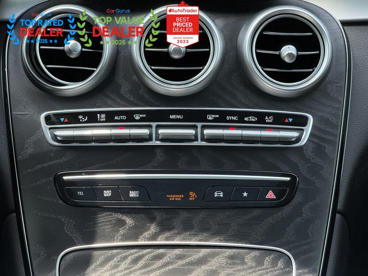 2021 Mercedes-Benz GLC-Class 300 Photo