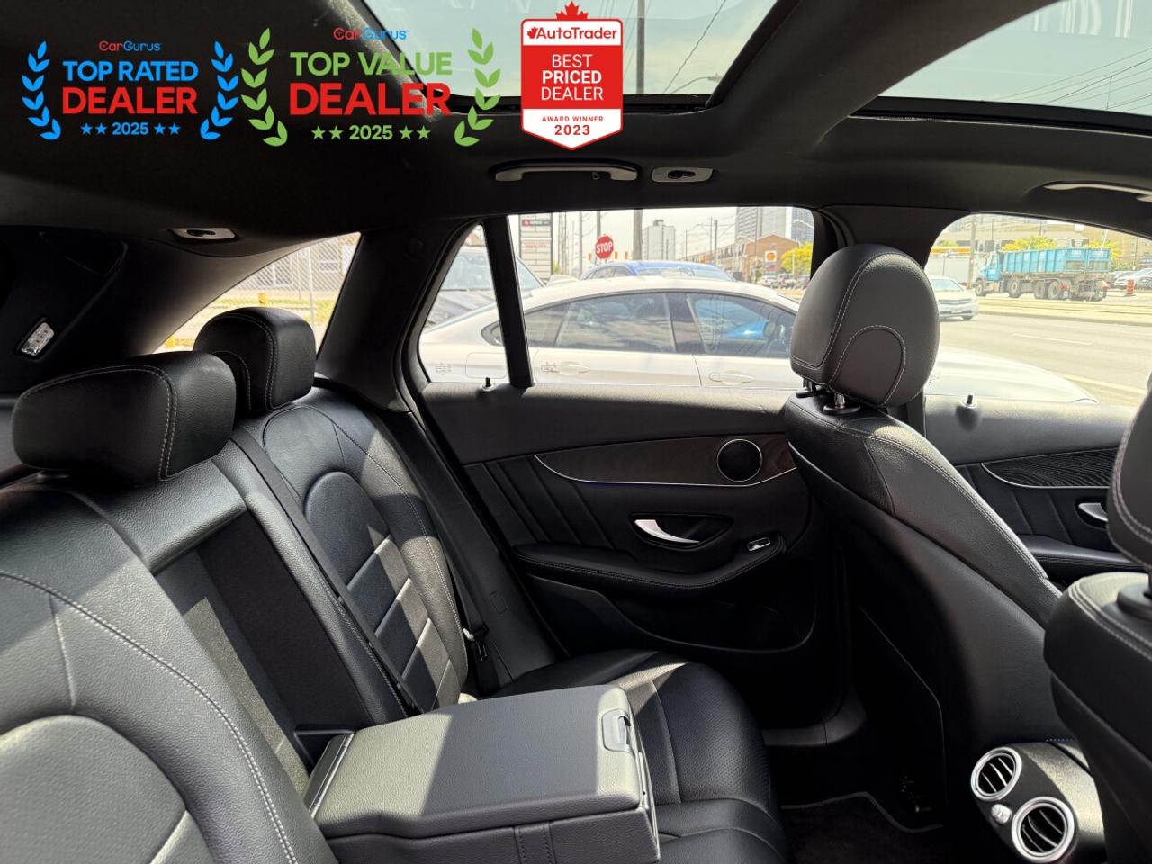 2021 Mercedes-Benz GLC-Class 300 Photo