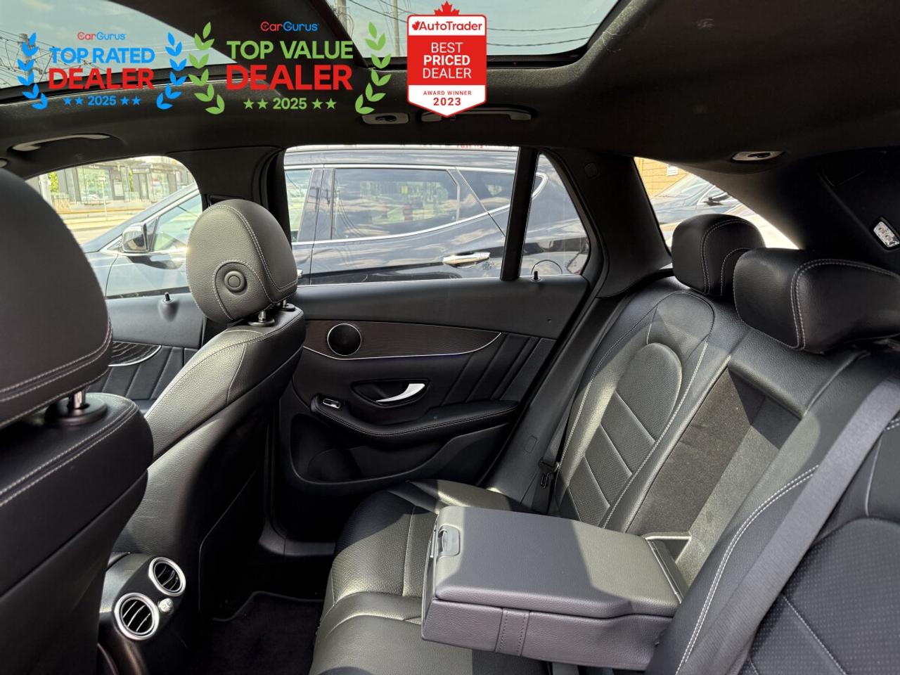 2021 Mercedes-Benz GLC-Class 300 Photo