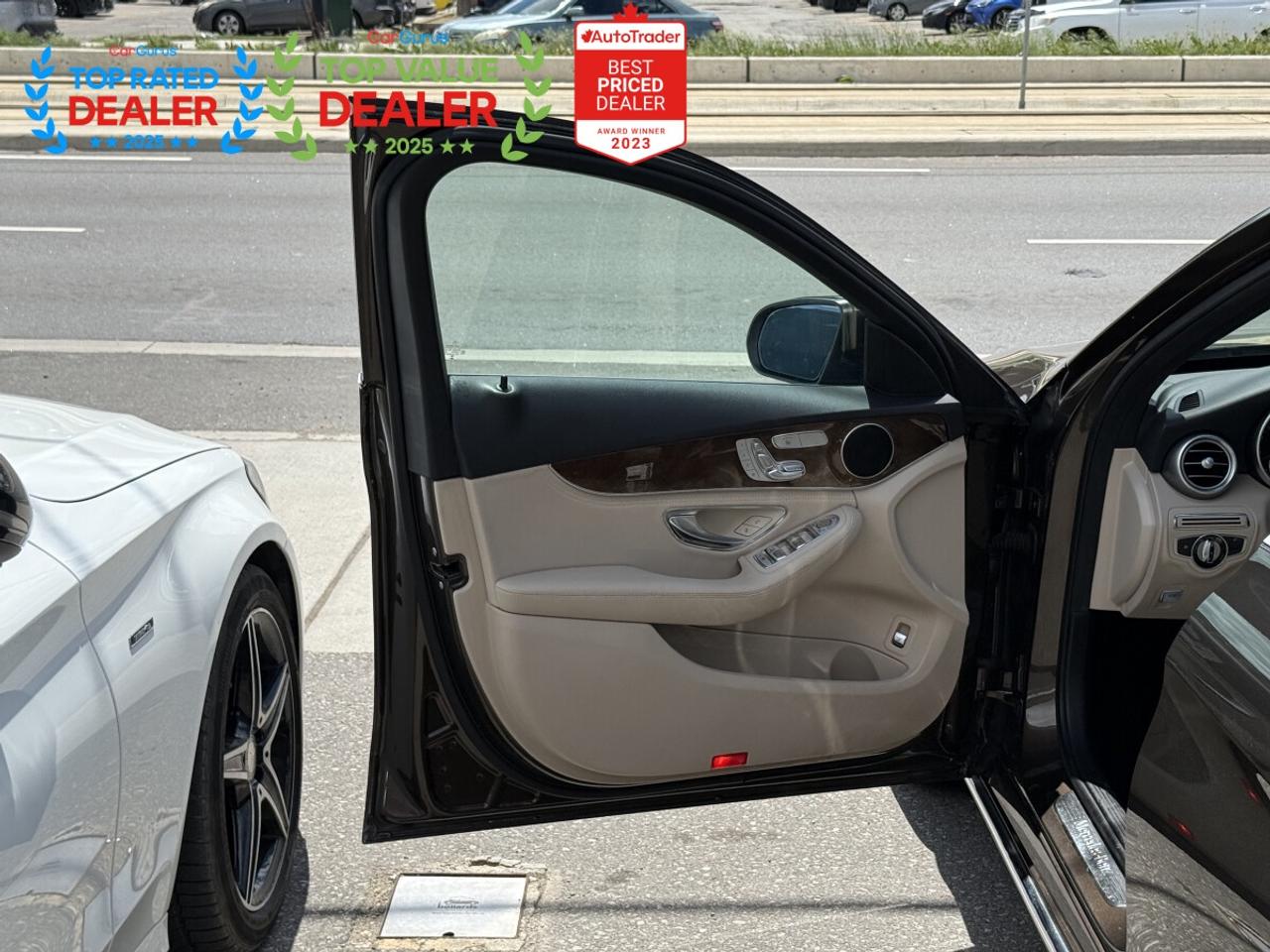 2016 Mercedes-Benz C-Class PREMIUM PKG | PANO | REAR CAMERA | LOADED Photo