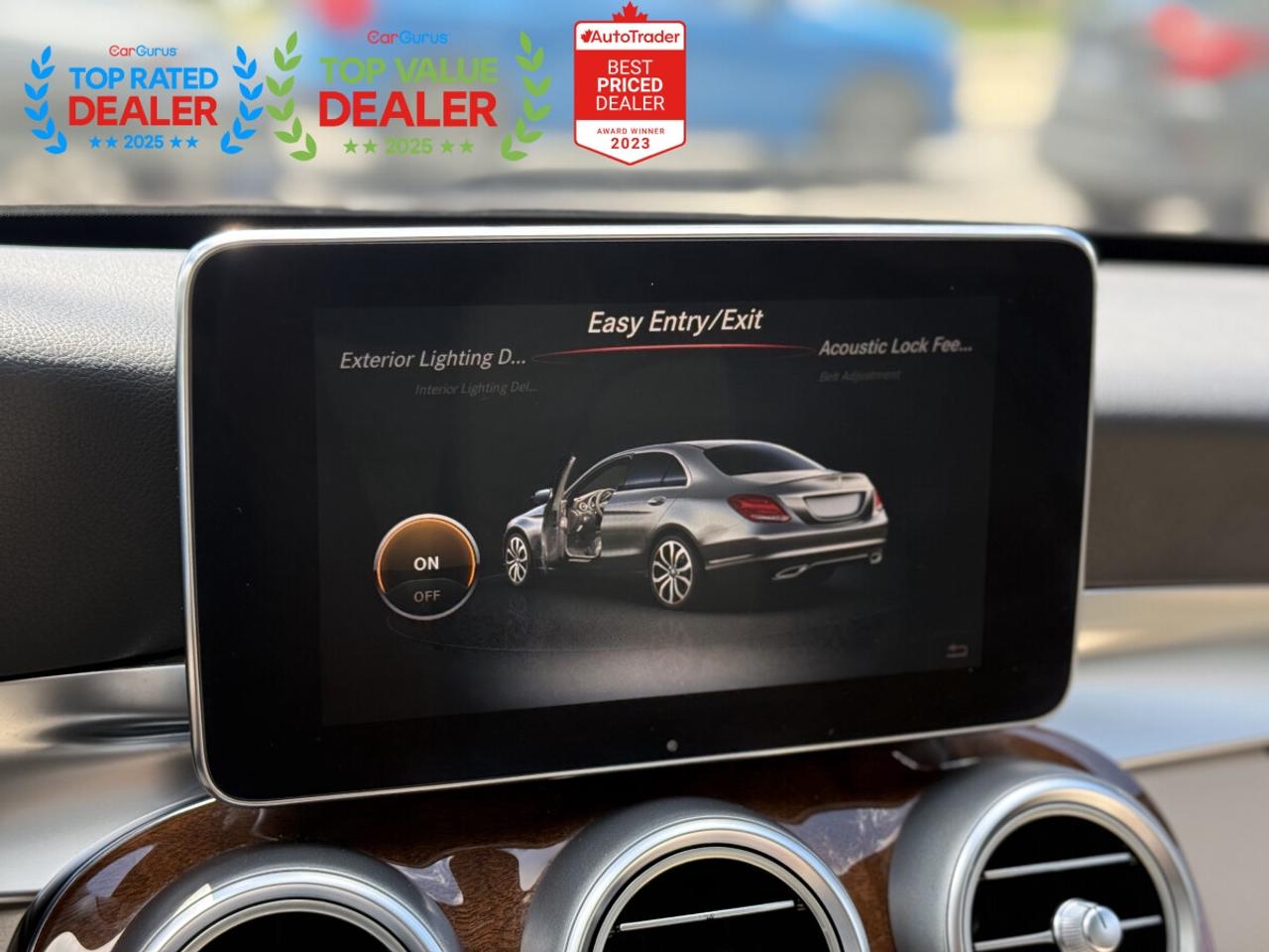 2016 Mercedes-Benz C-Class PREMIUM PKG | PANO | REAR CAMERA | LOADED Photo