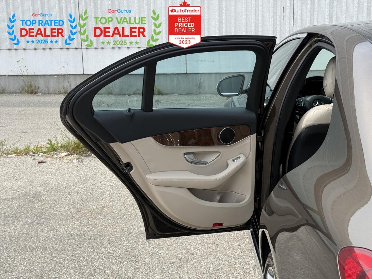 2016 Mercedes-Benz C-Class PREMIUM PKG | PANO | REAR CAMERA | LOADED Photo