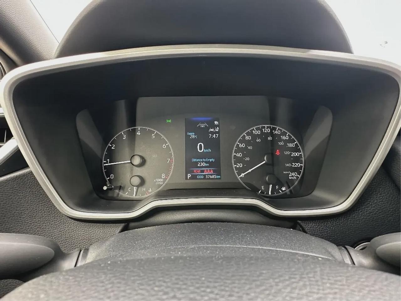 2025 Toyota Corolla Hatchback SE Photo