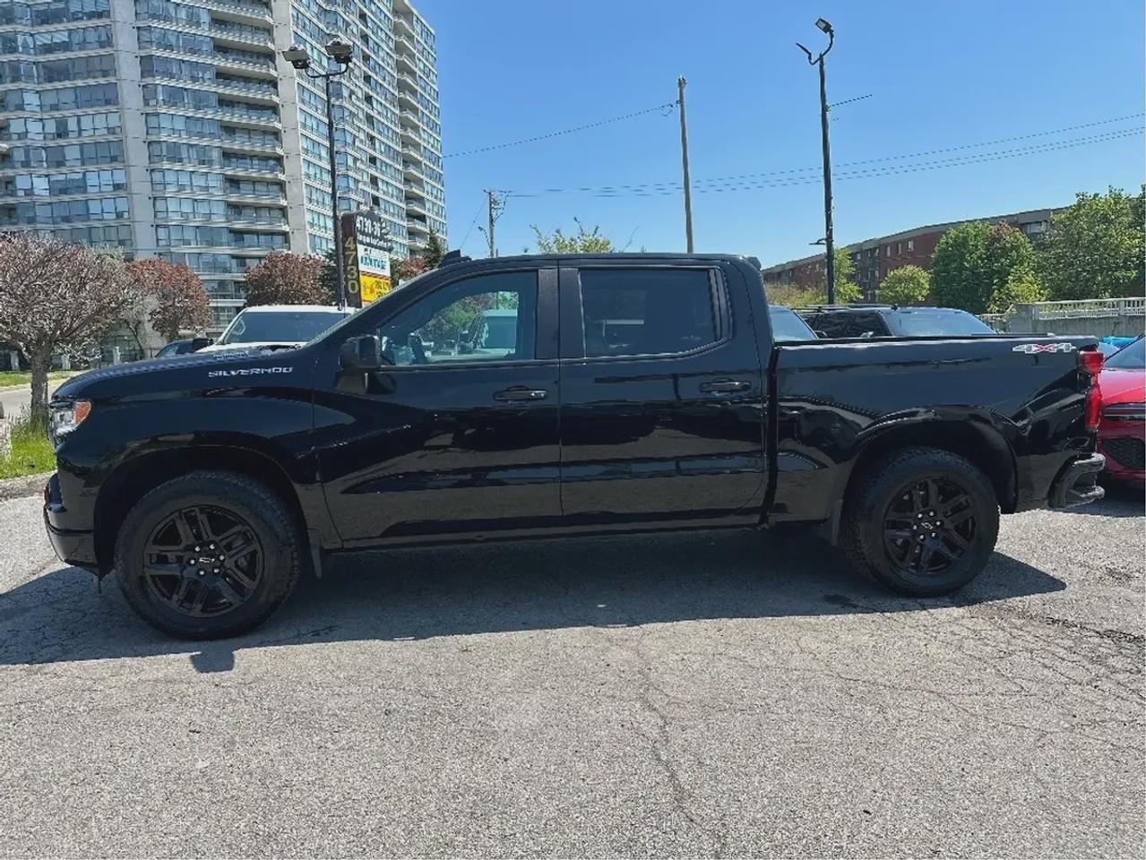 2025 Chevrolet Silverado 1500 RST Photo4