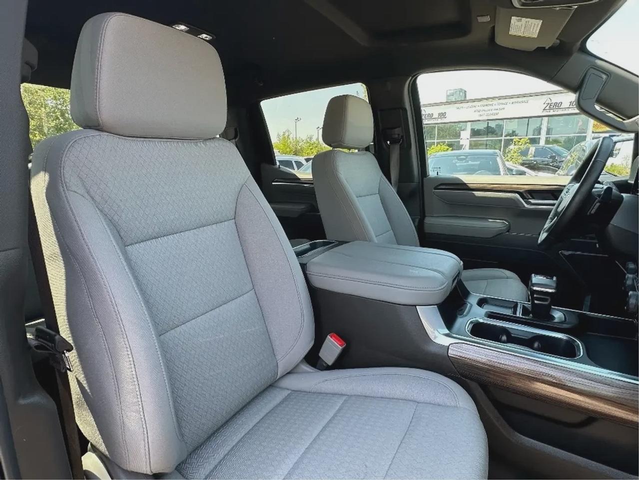 2025 Chevrolet Silverado 1500 RST Photo