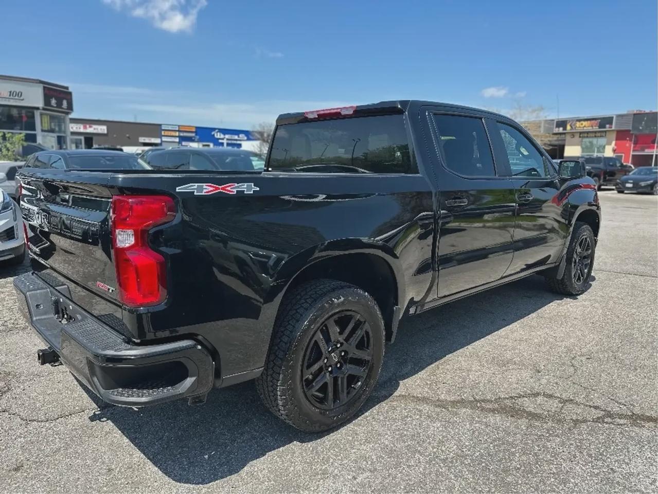 2025 Chevrolet Silverado 1500 RST Photo