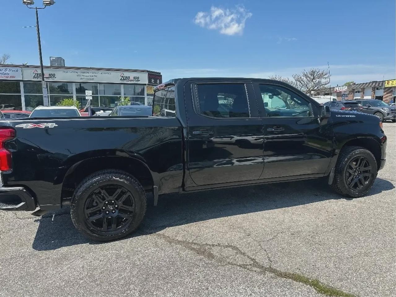 2025 Chevrolet Silverado 1500 RST Photo