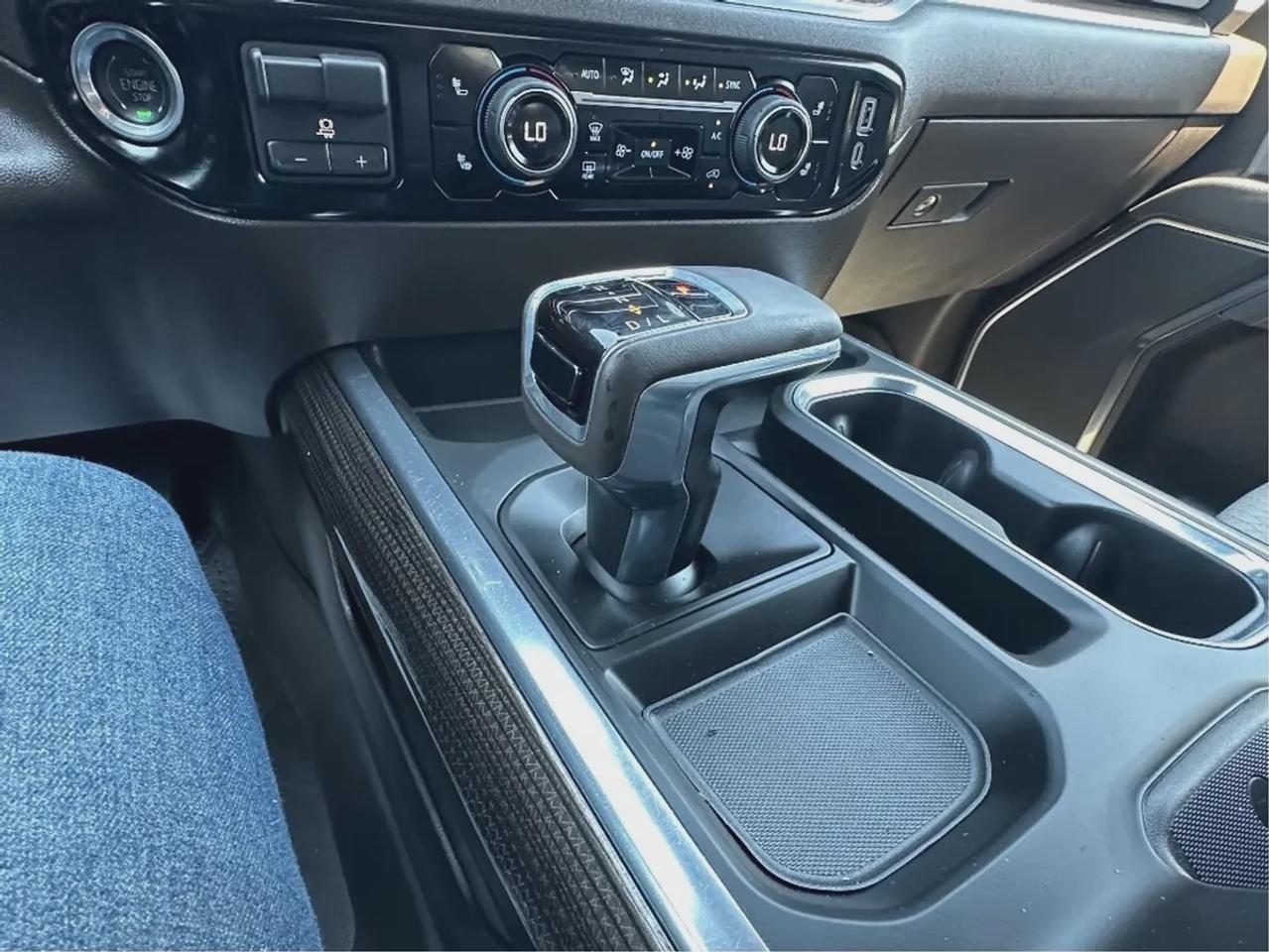 2025 Chevrolet Silverado 1500 RST Photo
