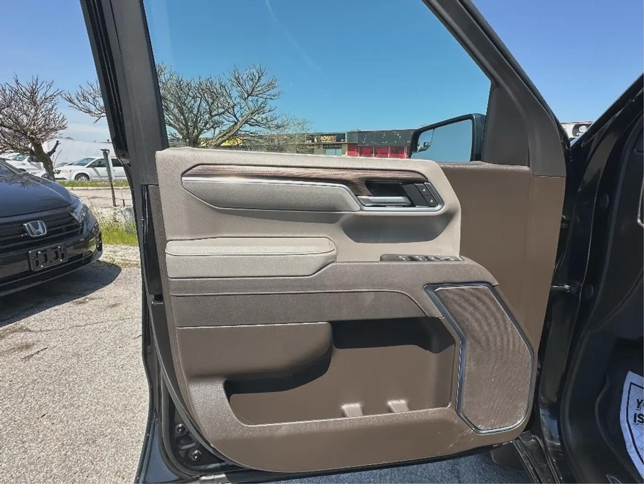 2025 Chevrolet Silverado 1500 RST Photo