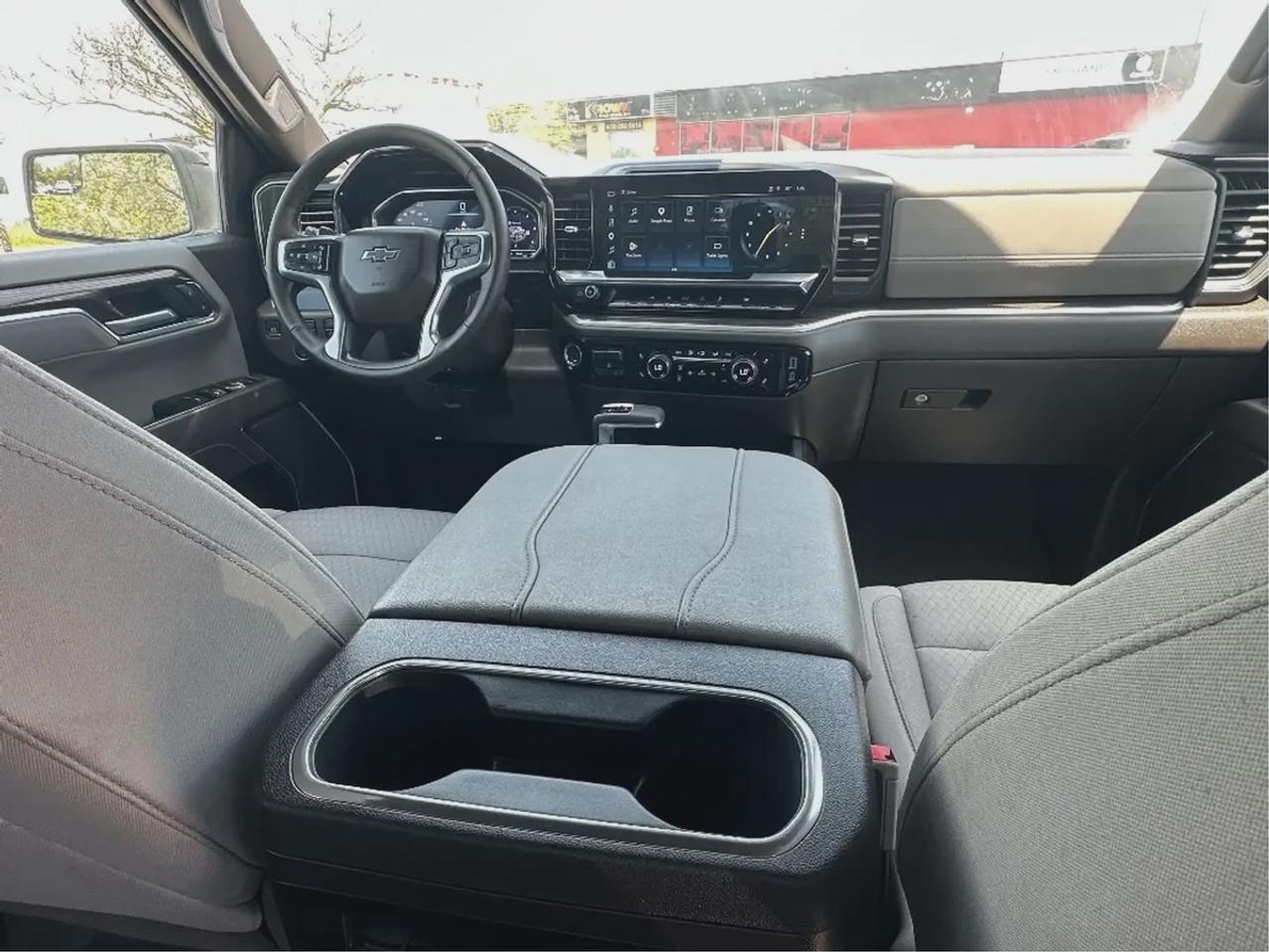 2025 Chevrolet Silverado 1500 RST DIESEL Photo
