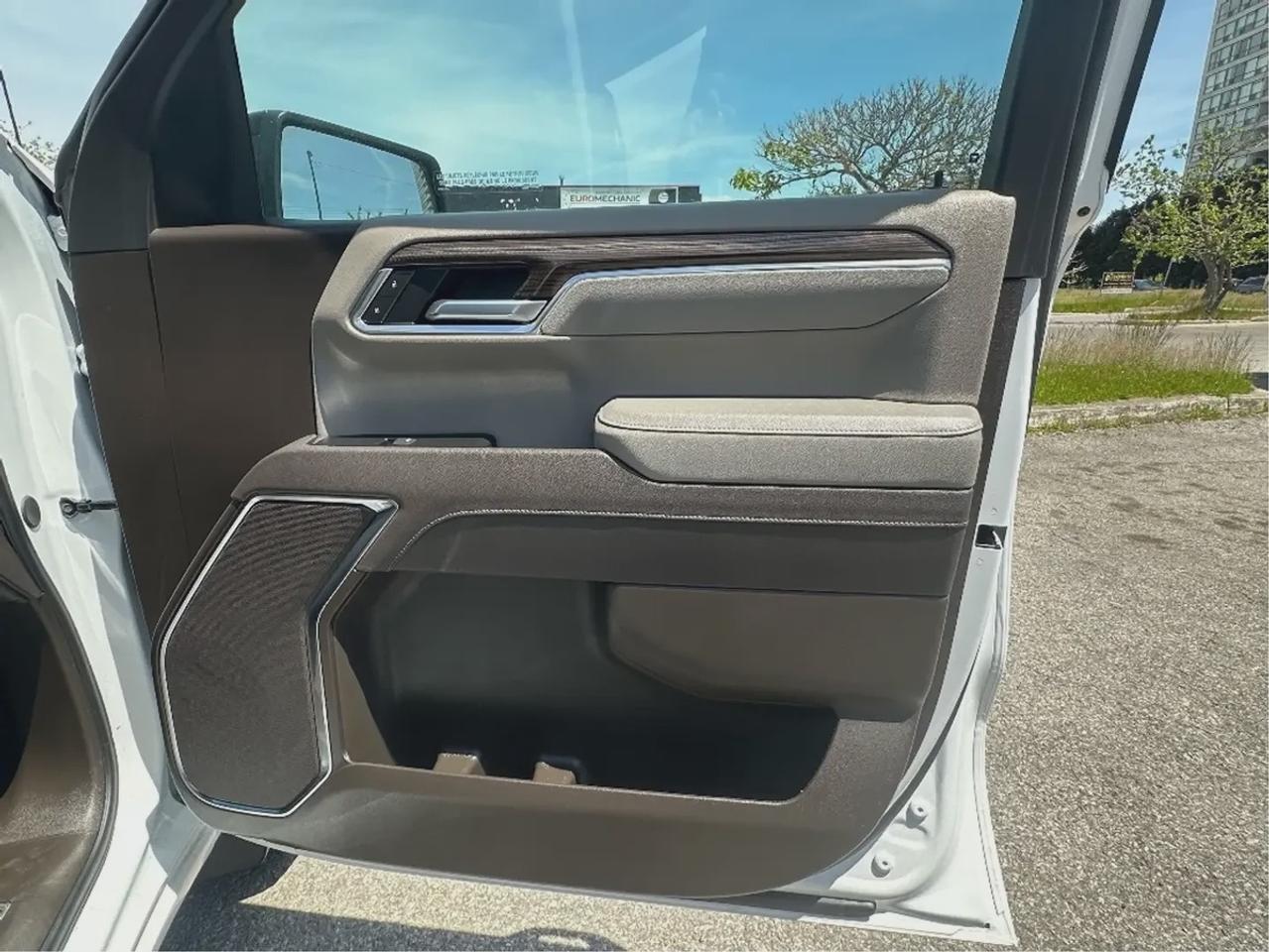 2025 Chevrolet Silverado 1500 RST DIESEL Photo