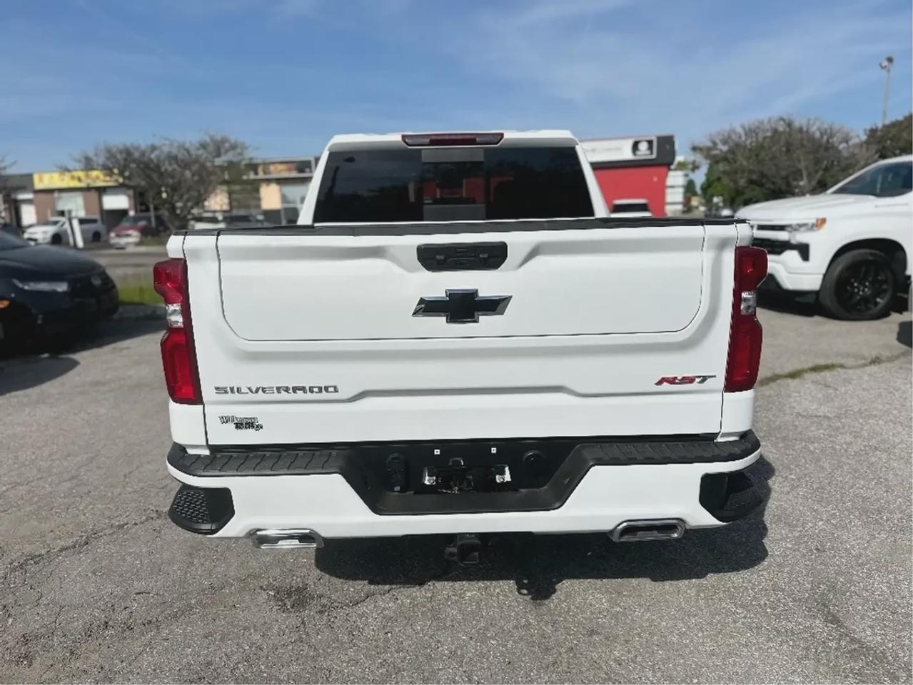 2025 Chevrolet Silverado 1500 RST Z71 SUNROOF Photo