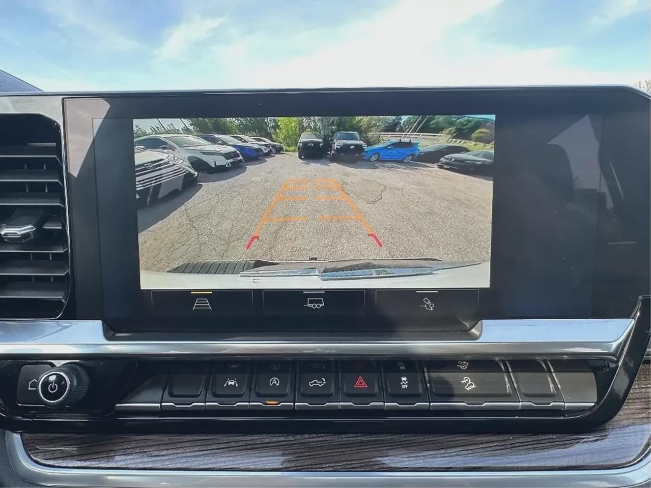 2025 Chevrolet Silverado 1500 RST Z71 SUNROOF Photo