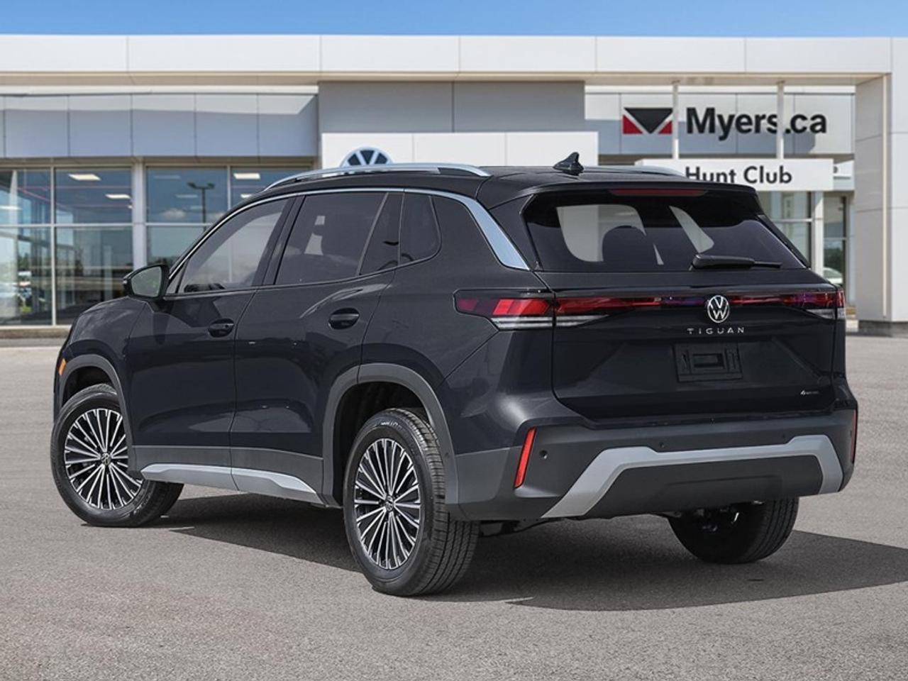 2026 Volkswagen Tiguan Comfortline  - Power Liftgate Photo3