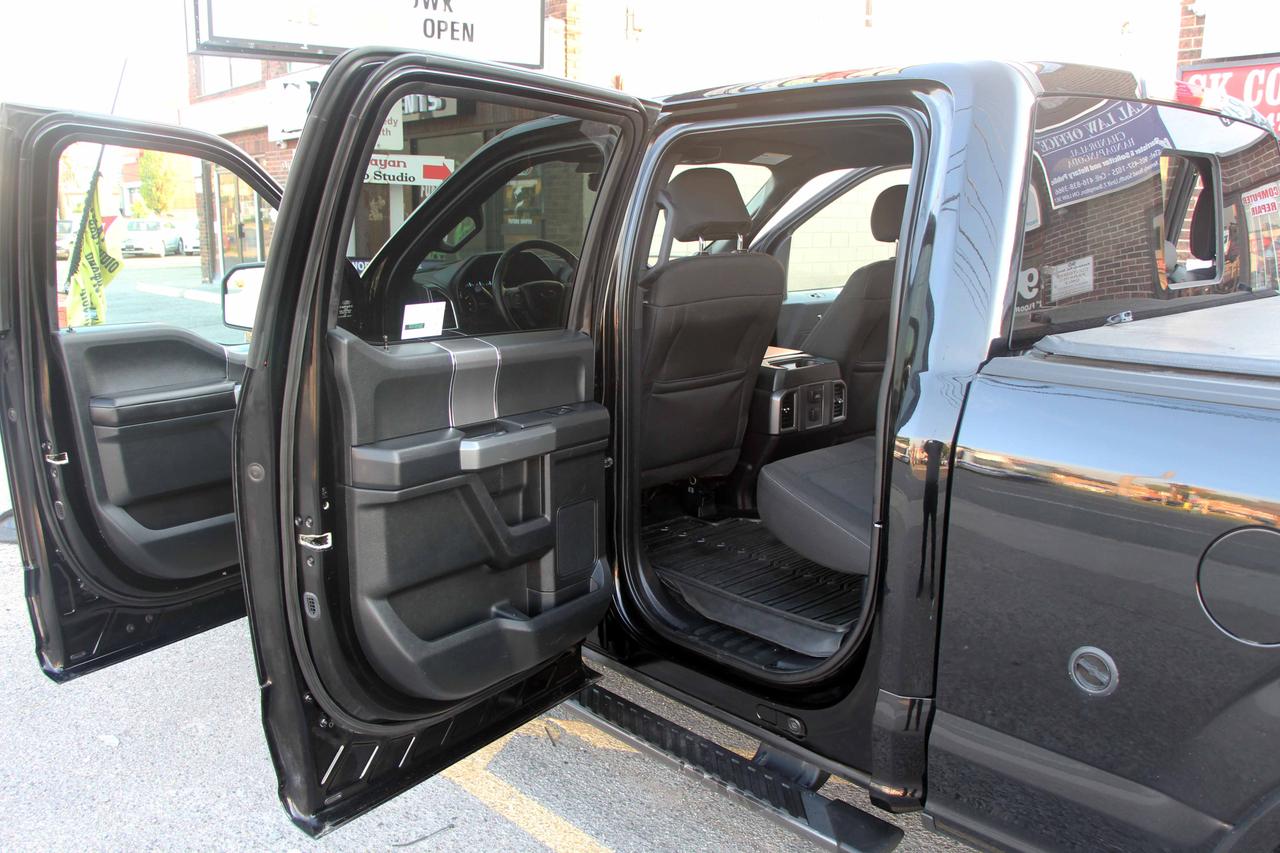 2016 Ford F-150 FX4 Photo