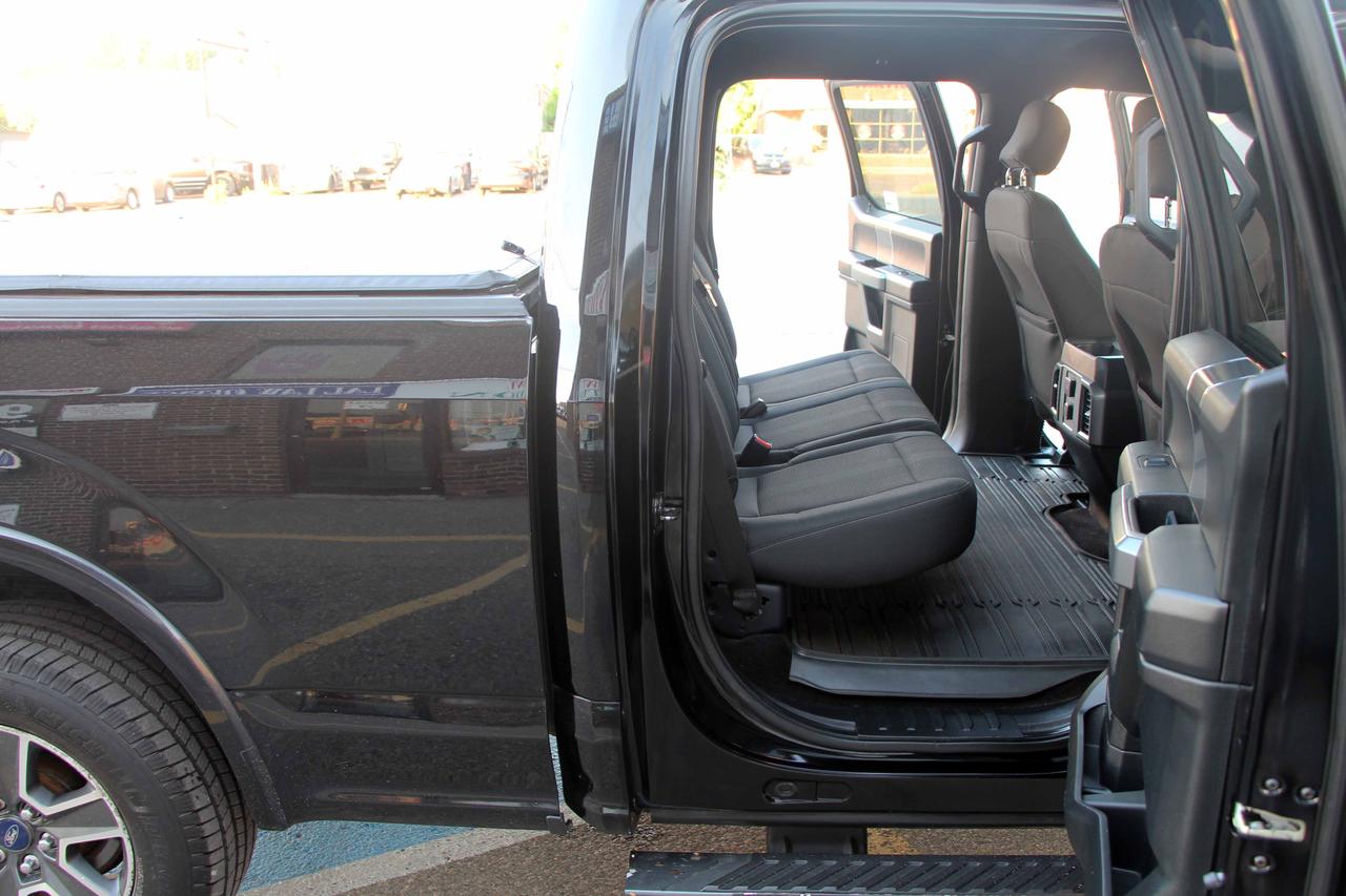 2016 Ford F-150 FX4 Photo