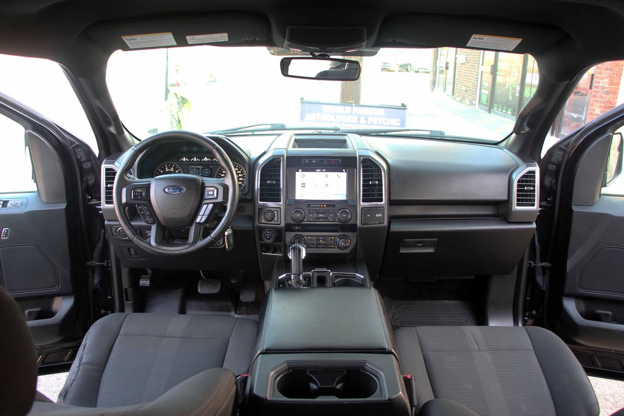 2016 Ford F-150 FX4 Photo