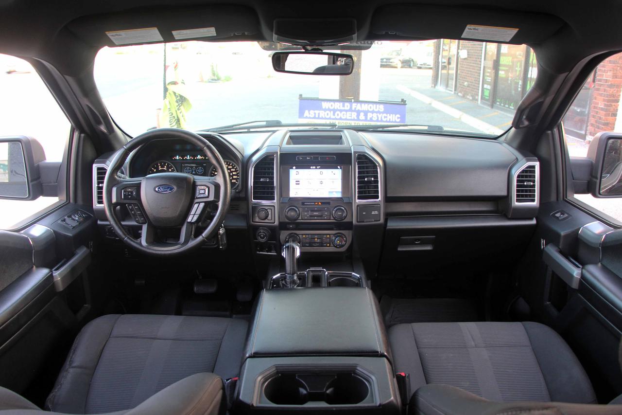 2016 Ford F-150 FX4 Photo