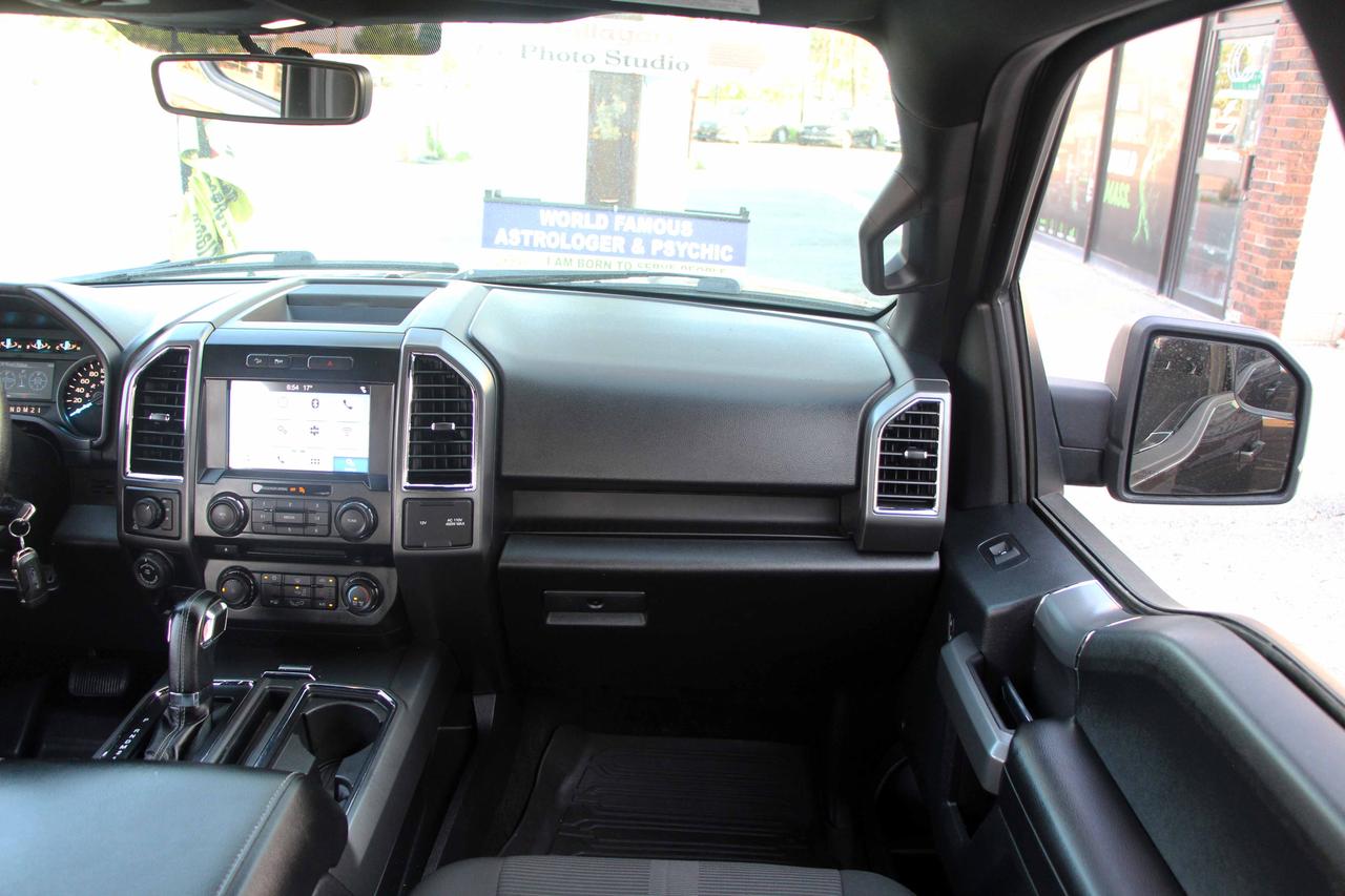 2016 Ford F-150 FX4 Photo