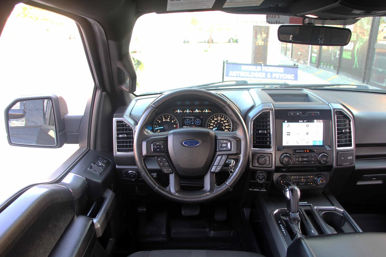 2016 Ford F-150 FX4 Photo