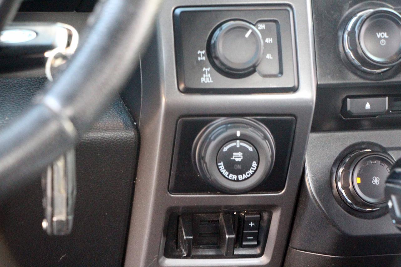 2016 Ford F-150 FX4 Photo