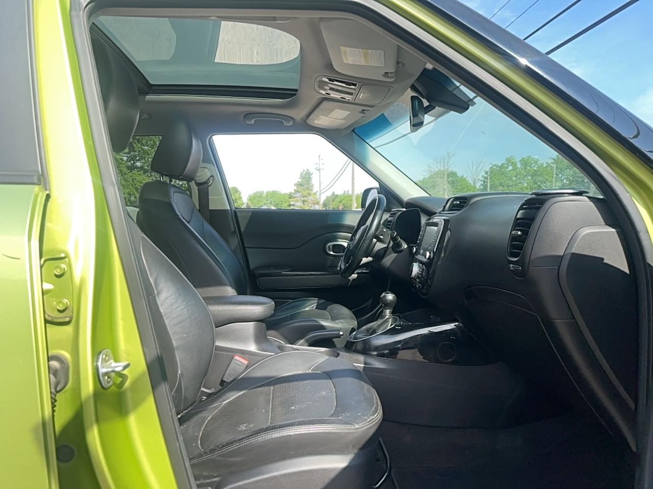 2016 Kia Soul SX Luxury Photo4