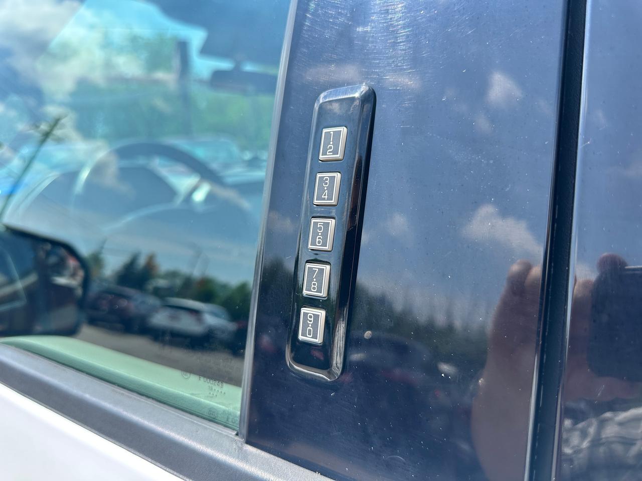 2019 Ford F-150 XLT 4x4 SuperCab LongBox FM/XM A/C CarPlay RvCam Photo