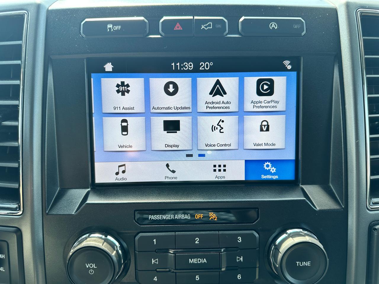 2019 Ford F-150 XLT 4x4 SuperCab LongBox FM/XM A/C CarPlay RvCam Photo