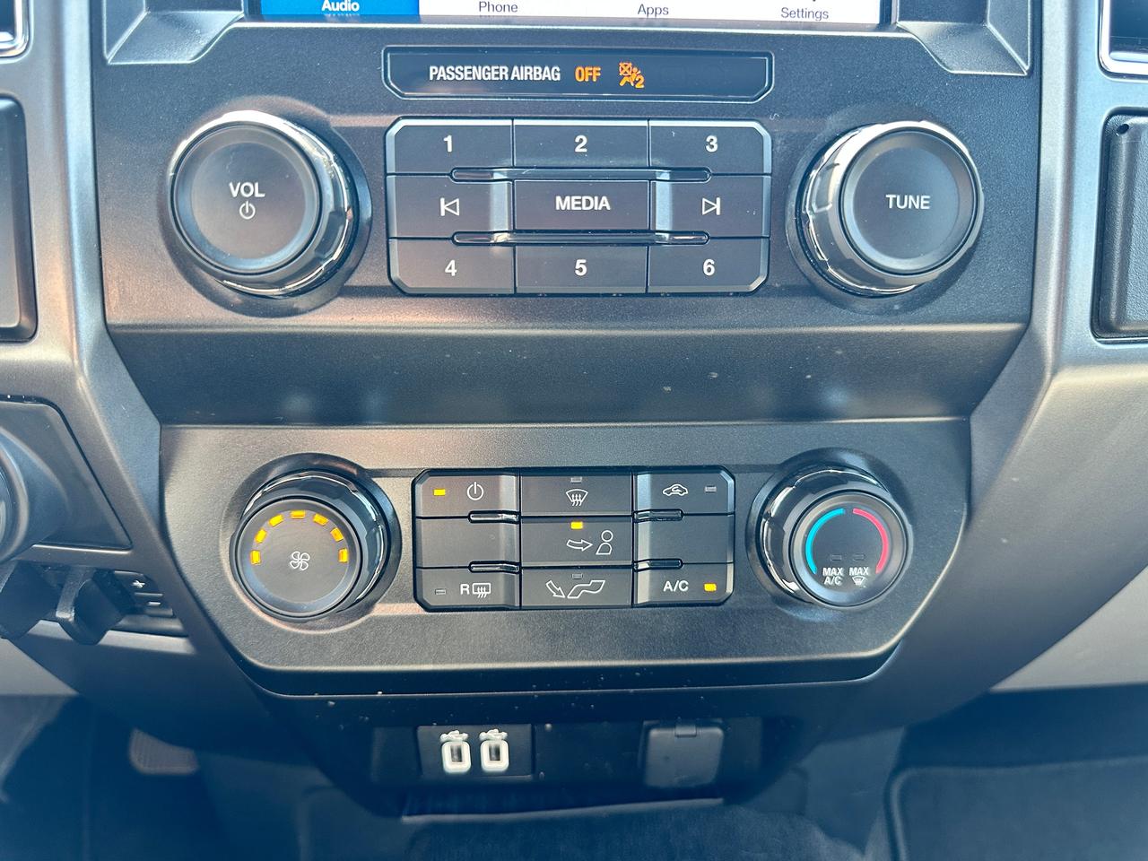 2019 Ford F-150 XLT 4x4 SuperCab LongBox FM/XM A/C CarPlay RvCam Photo