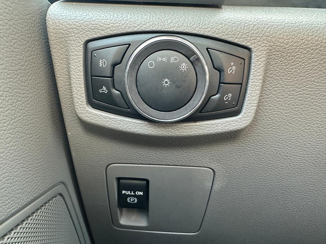 2019 Ford F-150 XLT 4x4 SuperCab LongBox FM/XM A/C CarPlay RvCam Photo