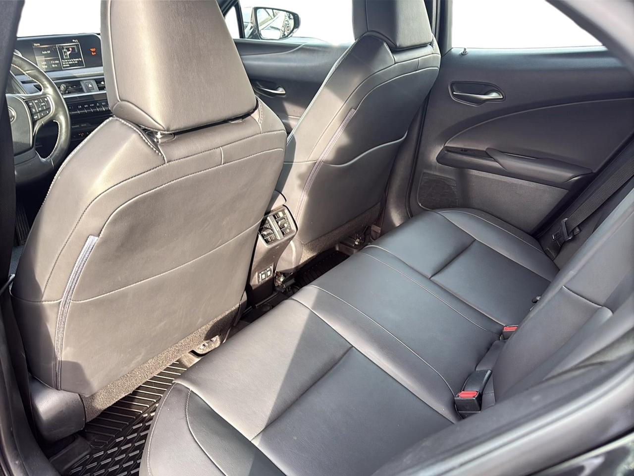 2019 Lexus UX 250h Hybrid | Power Seats | Htd Steering Wheel Photo