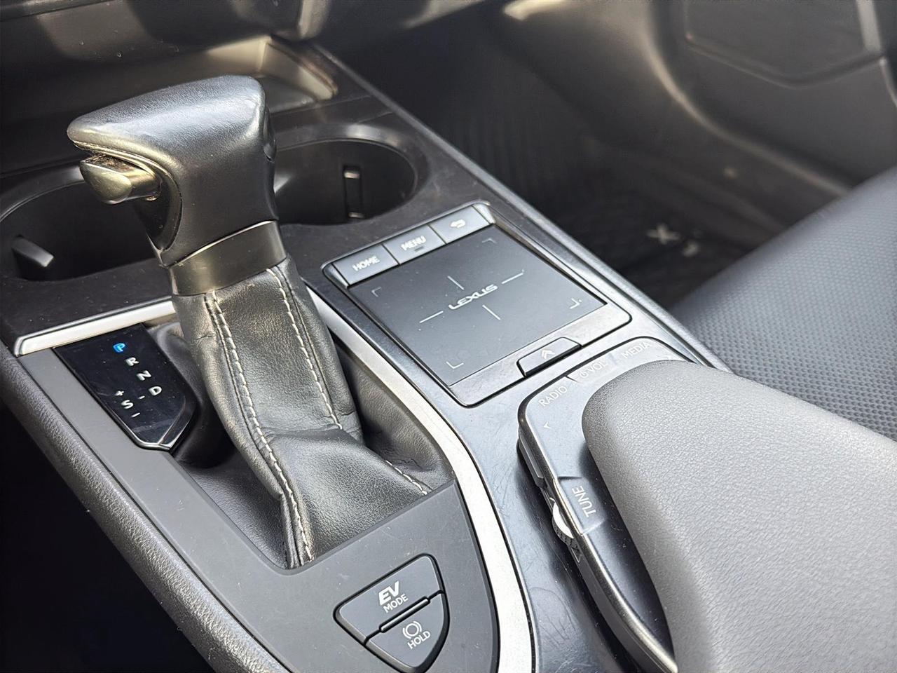 2019 Lexus UX 250h Hybrid | Power Seats | Htd Steering Wheel Photo