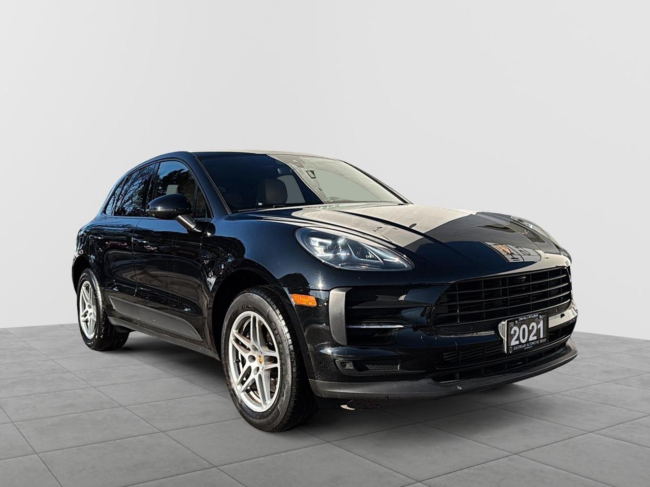 2021 Porsche Macan Base | Apple CarPlay | Heated Steering Wheel Photo