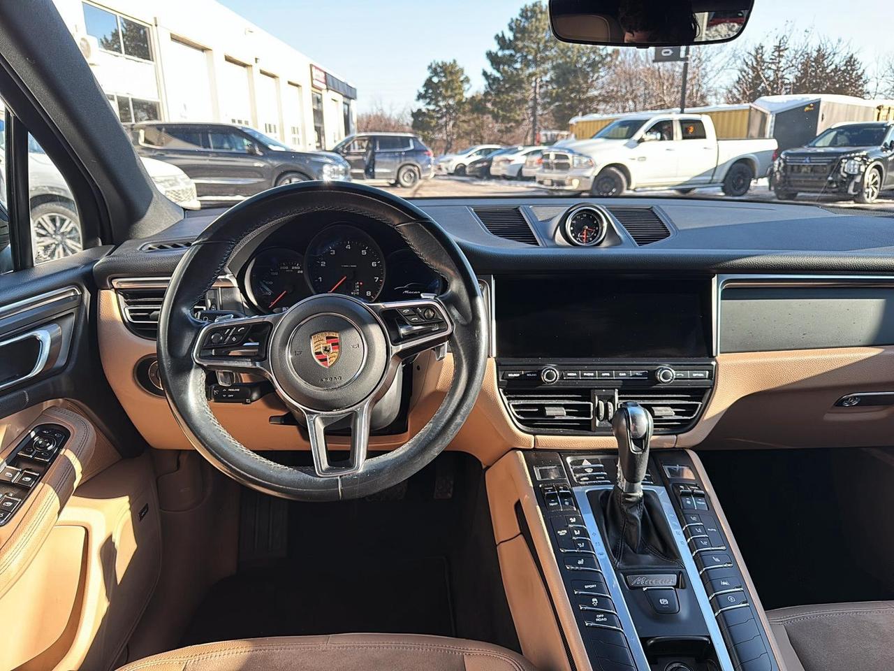 2021 Porsche Macan Base | Apple CarPlay | Heated Steering Wheel Photo