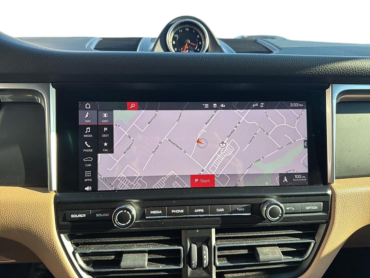 2021 Porsche Macan Base | Apple CarPlay | Heated Steering Wheel Photo