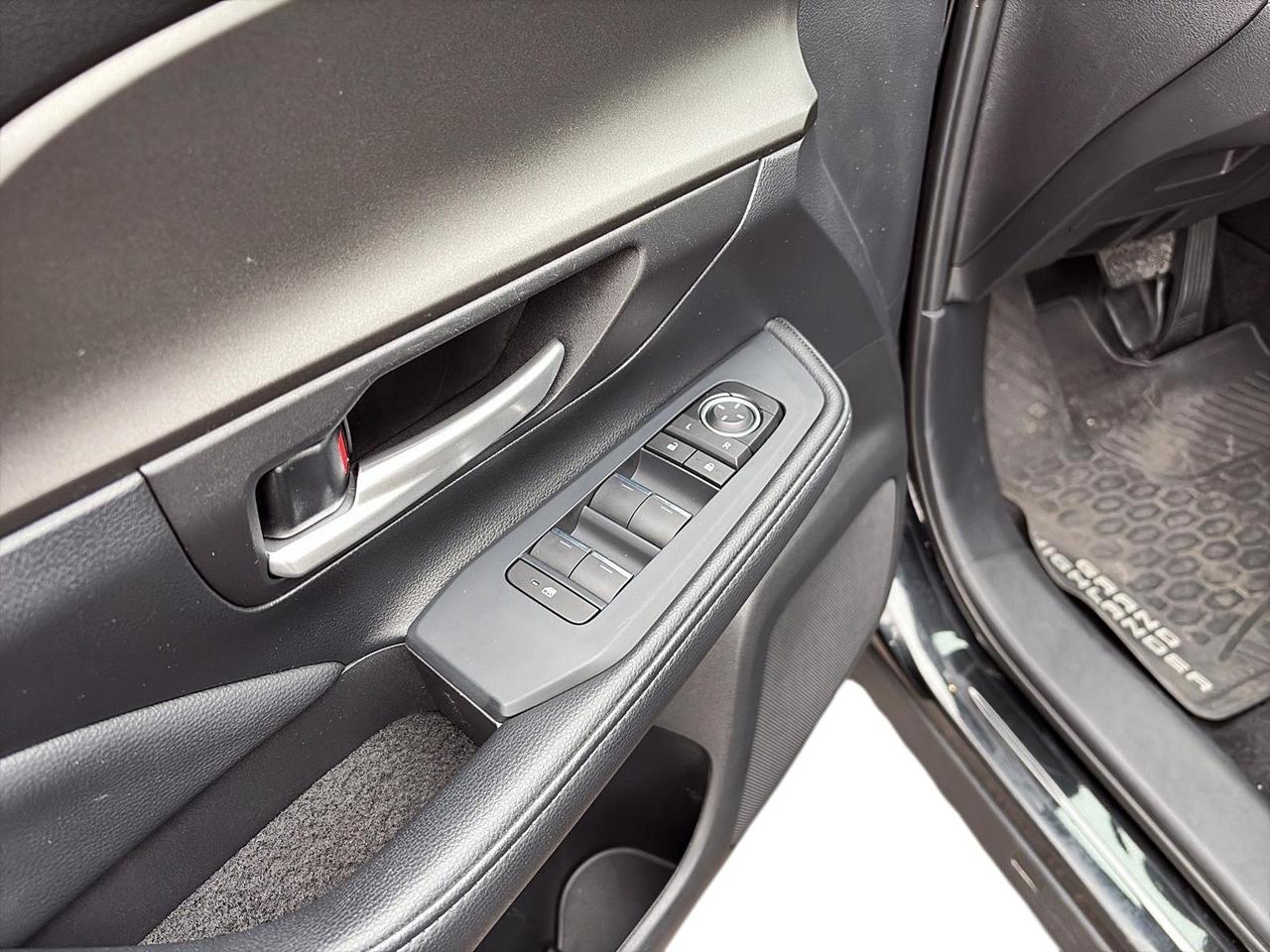 2025 Toyota Grand Highlander XLE Photo