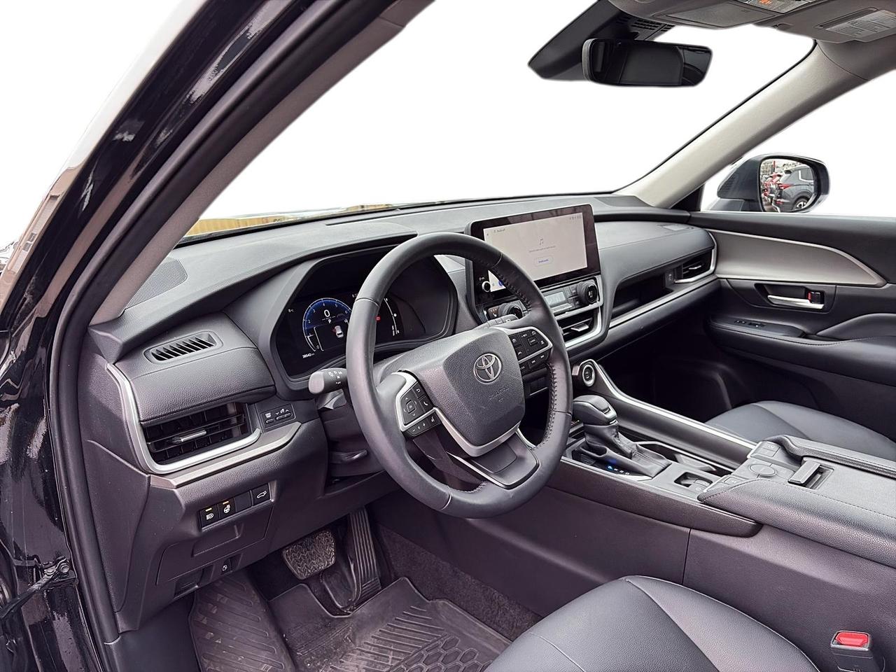 2025 Toyota Grand Highlander XLE Photo