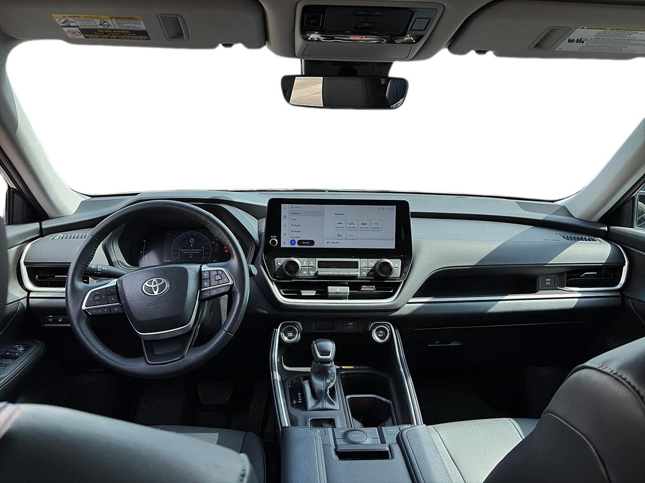 2025 Toyota Grand Highlander XLE Photo