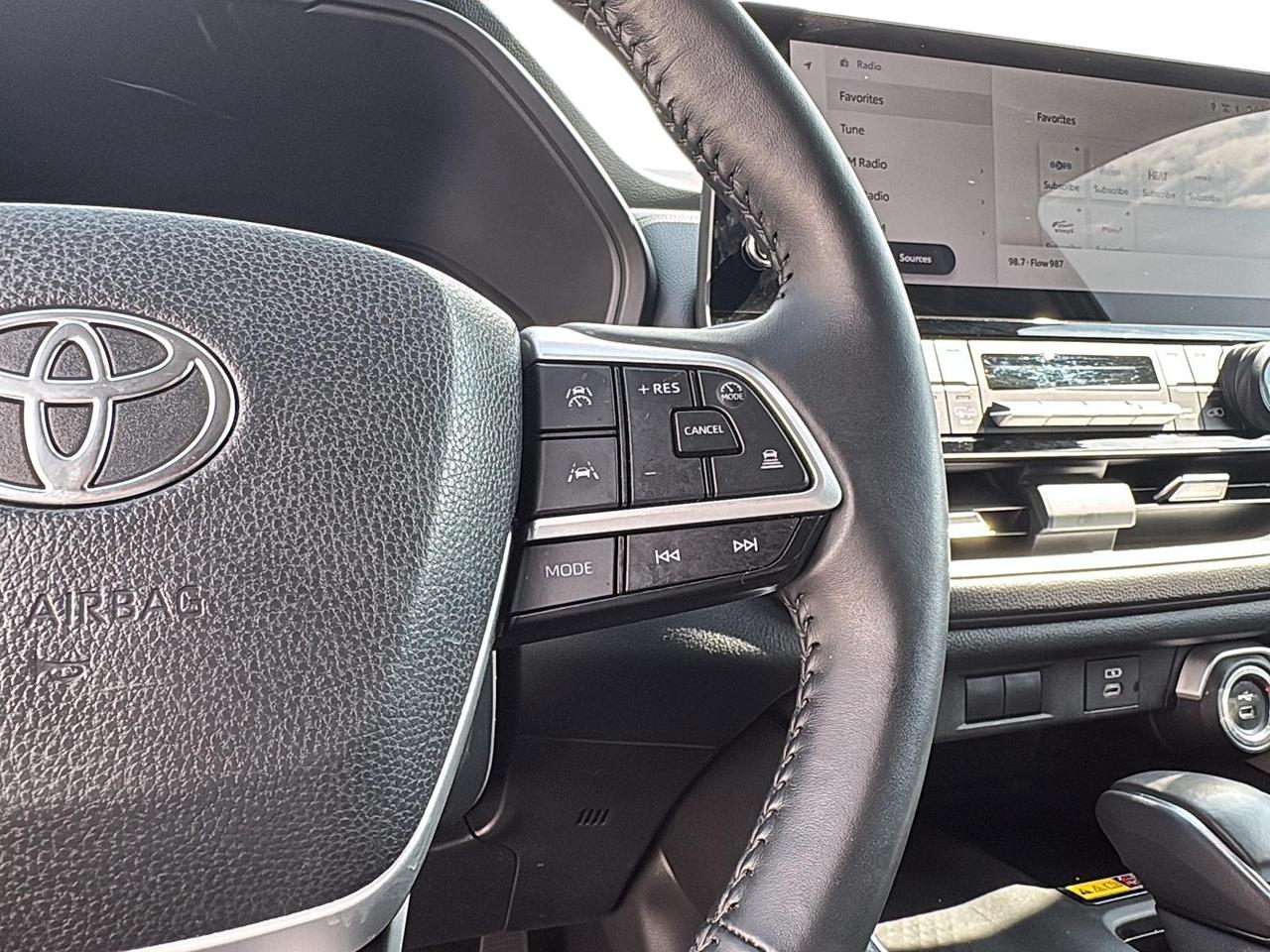 2025 Toyota Grand Highlander XLE Photo