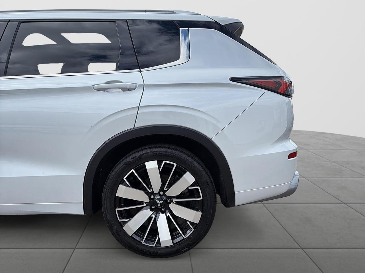 2025 Mitsubishi Outlander GT CPO | 7 PSG | Wireless CARPLAY Photo