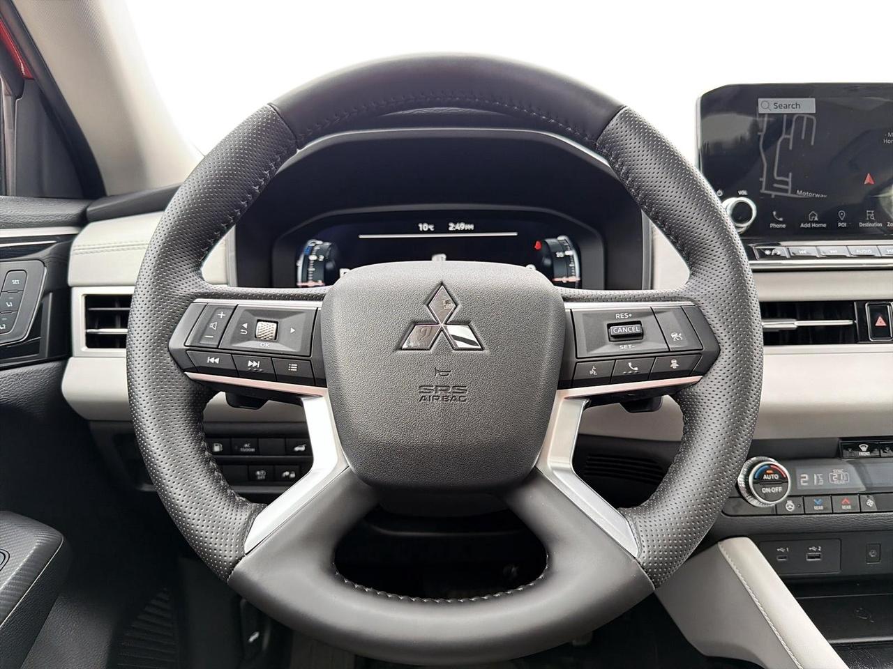 2025 Mitsubishi Outlander Phev SEL Photo