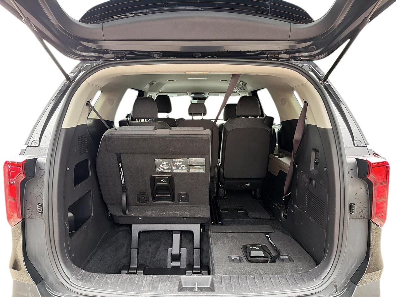 2025 Kia Carnival LX FWD Photo