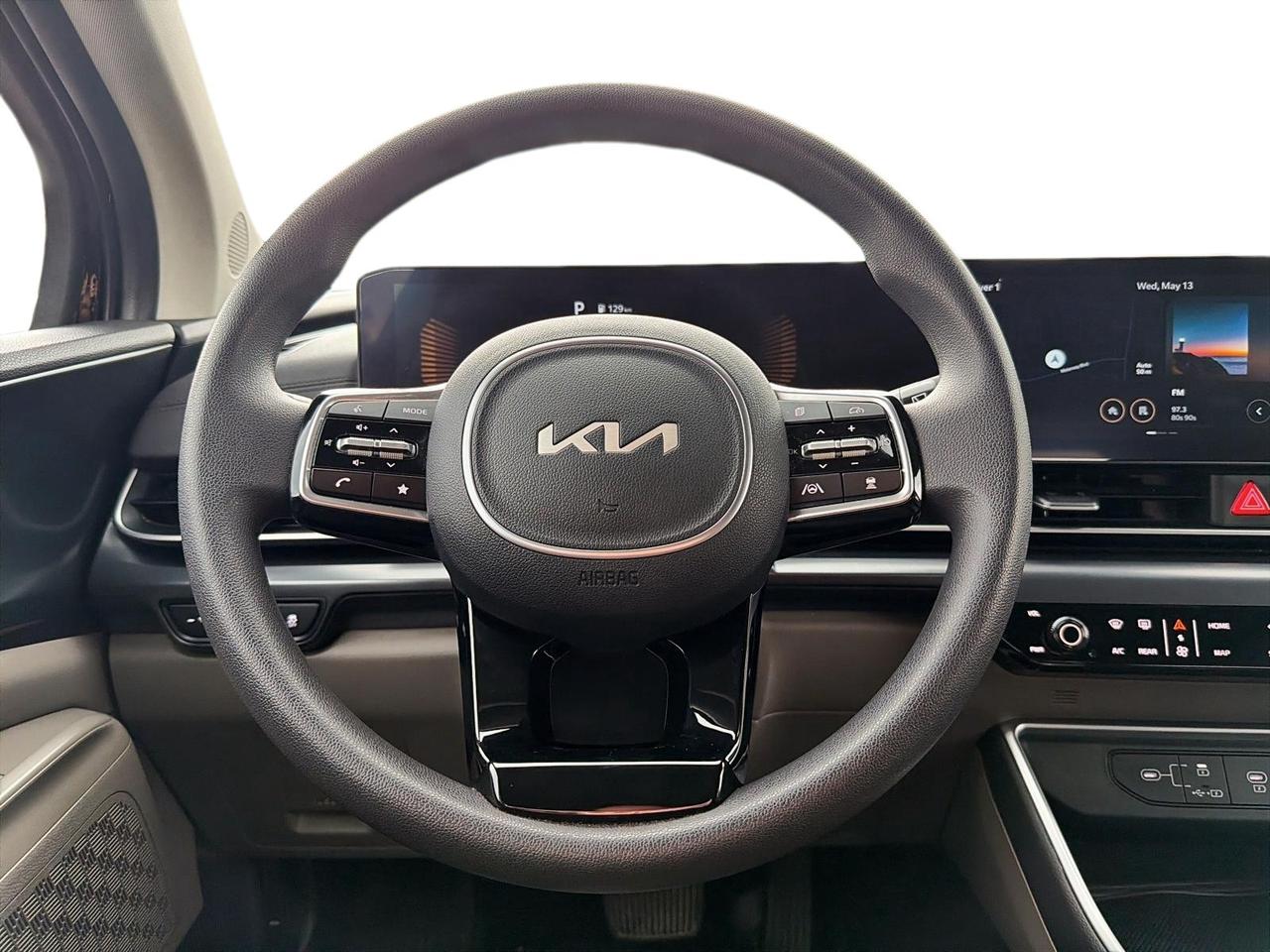 2025 Kia Carnival LX FWD Photo