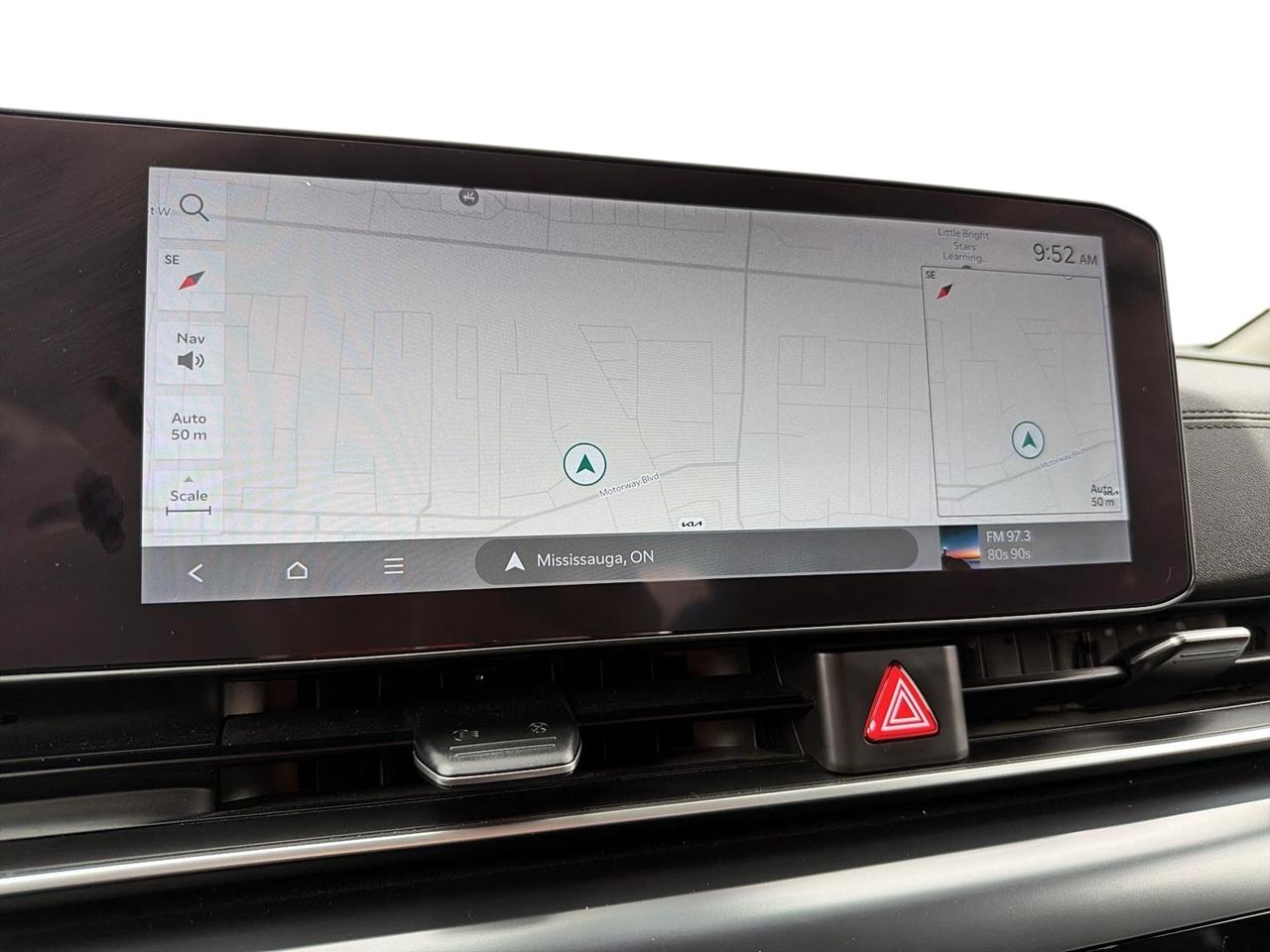 2025 Kia Carnival LX FWD Photo