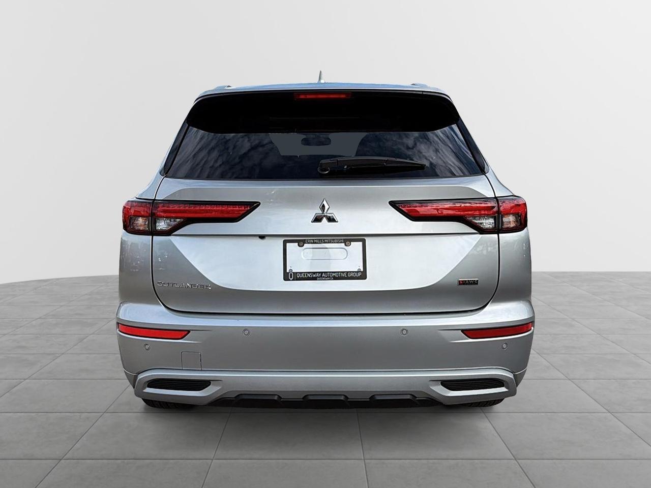 2024 Mitsubishi Outlander GT Photo